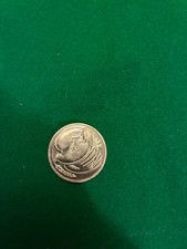 Two pound dove of peace mint ERROR coin.