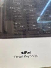 Apple iPad 7th/8th/9th Gen 10.2"/Pro 10.5"/Air 3rd Gen Smart Keyboard - Black...