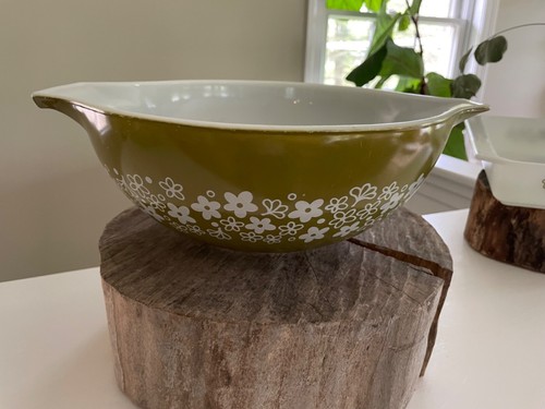 Vintage Pyrex Spring Blossom Daisy 10" Rührschüssel.