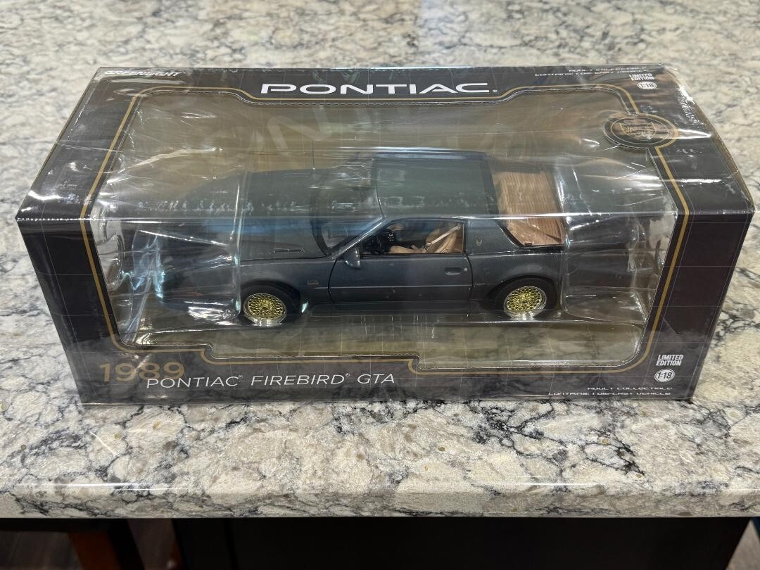 Greenlight 1989 Pontiac Firebird Trans Am GTA Medium Gray Metallic