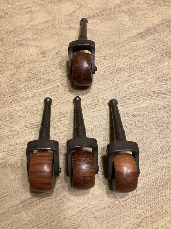 Vintage 4 teiliges Set Antik Holz Holz Möbel Kommode Tischrolle Rollen - Bild 4 von 4