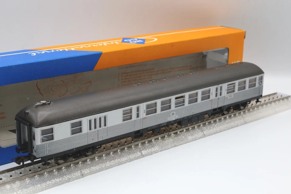 Roco 4264; Silberling-Nahverkehrs-Steuerwagen BDnf 738; DB; Ep. IV; OVP