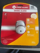 First Alert Smoke Alarm Micro Design Eco Friendly 10 Year Battery P1010 NEW