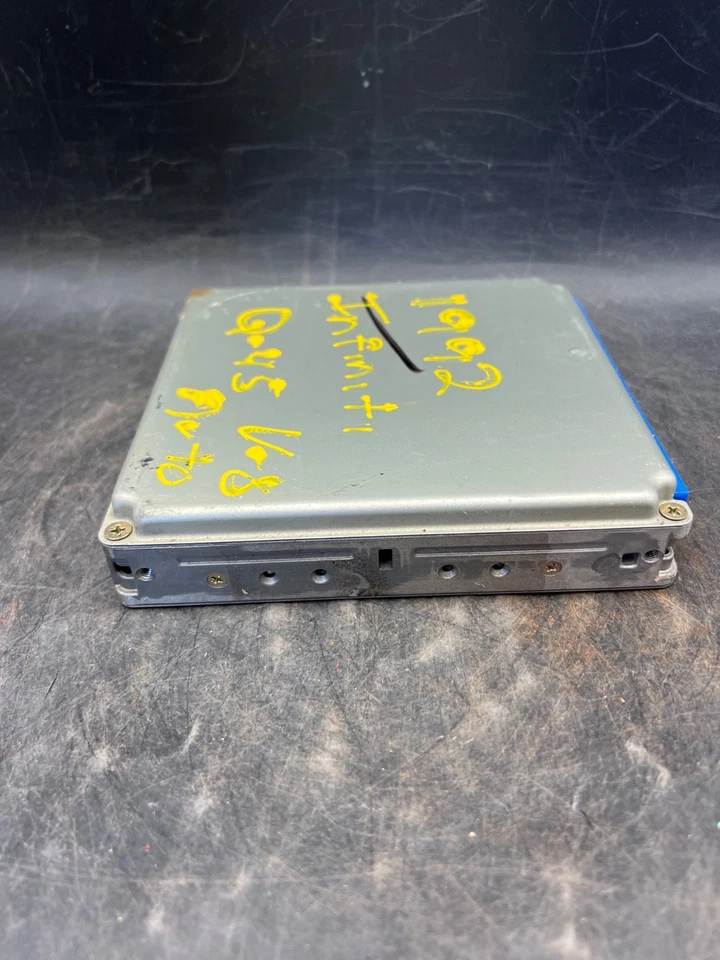 1991 Infiniti Q45 OEM ECU ECM Engine Computer Control Module Unit A18-A58 P67K Foto 3 de 4