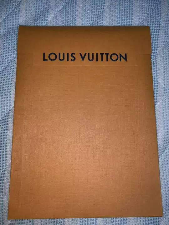 Louis Vuitton City Guide Tokyo English version