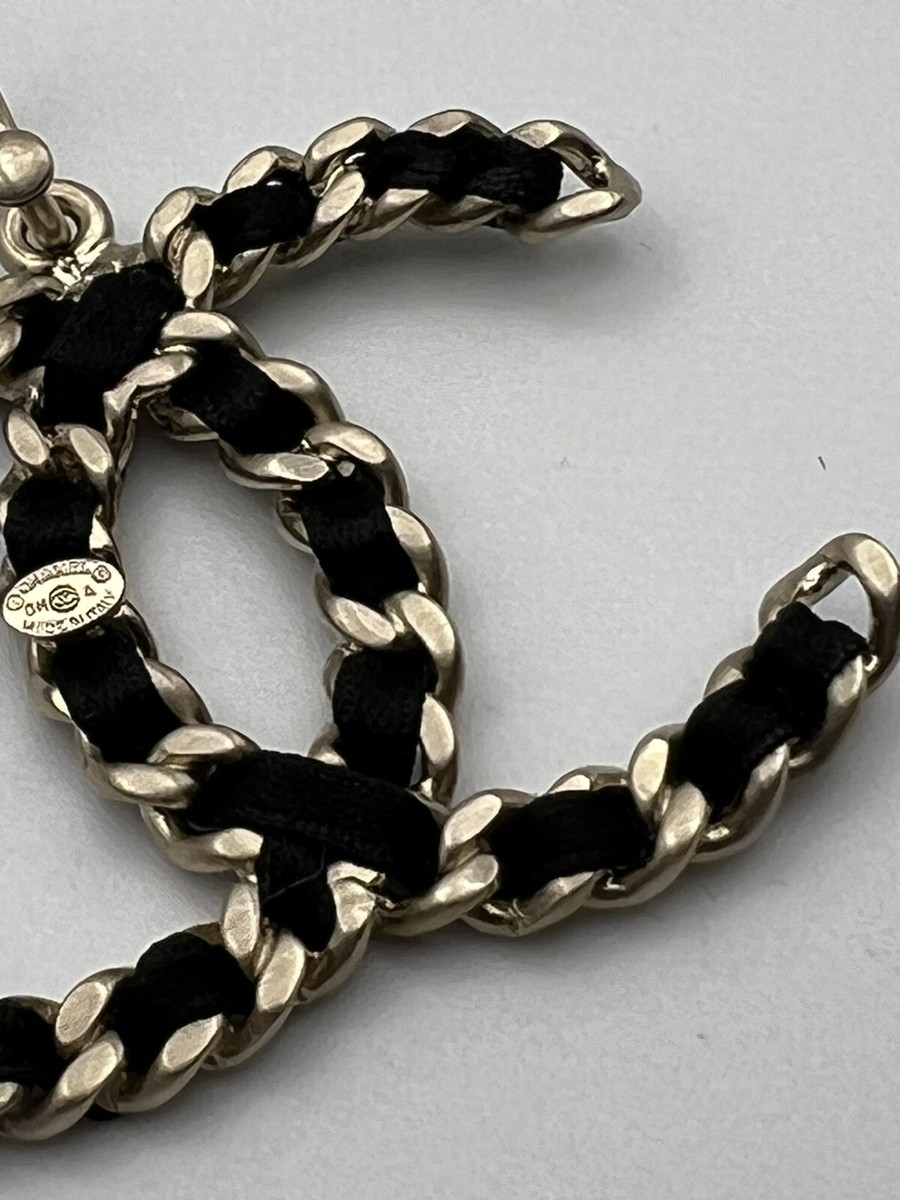 CHANEL CC Logo Black Leather Chain Earrings Gold Tone B11A