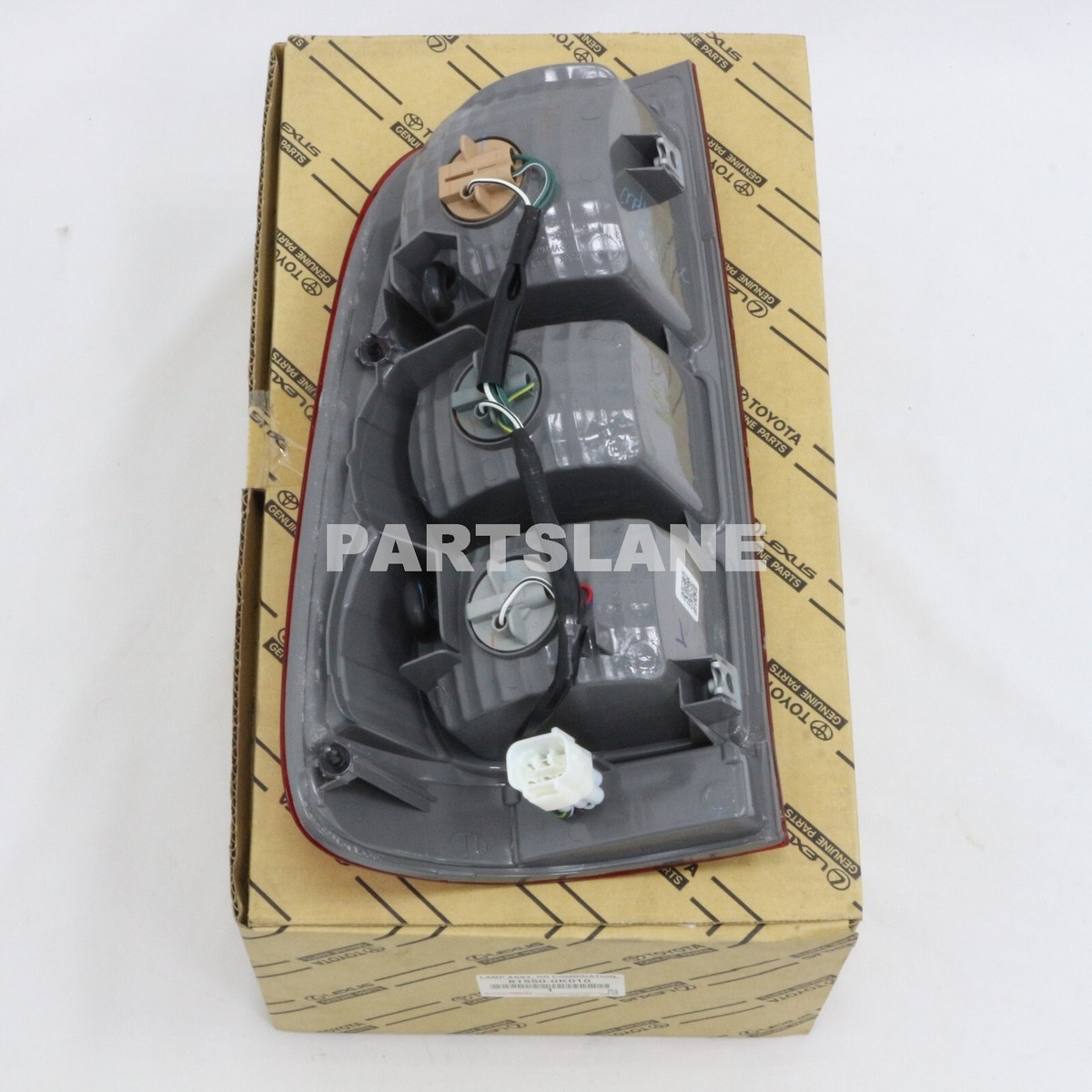 Toyota Hilux OEM Genuine Rear Right Combination Lamp 81550