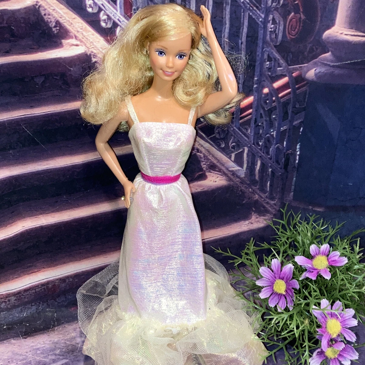 Barbie 1980 sales