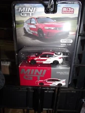 Mini GT 1/64 Honda civic type R #1 pace car red NIB