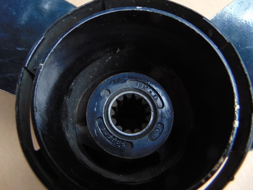 OMC Johnson Evinrude 40-65 HP 12-1/2 Diameter 13 Pitch Outboard Prop Propeller - Picture 3 of 12