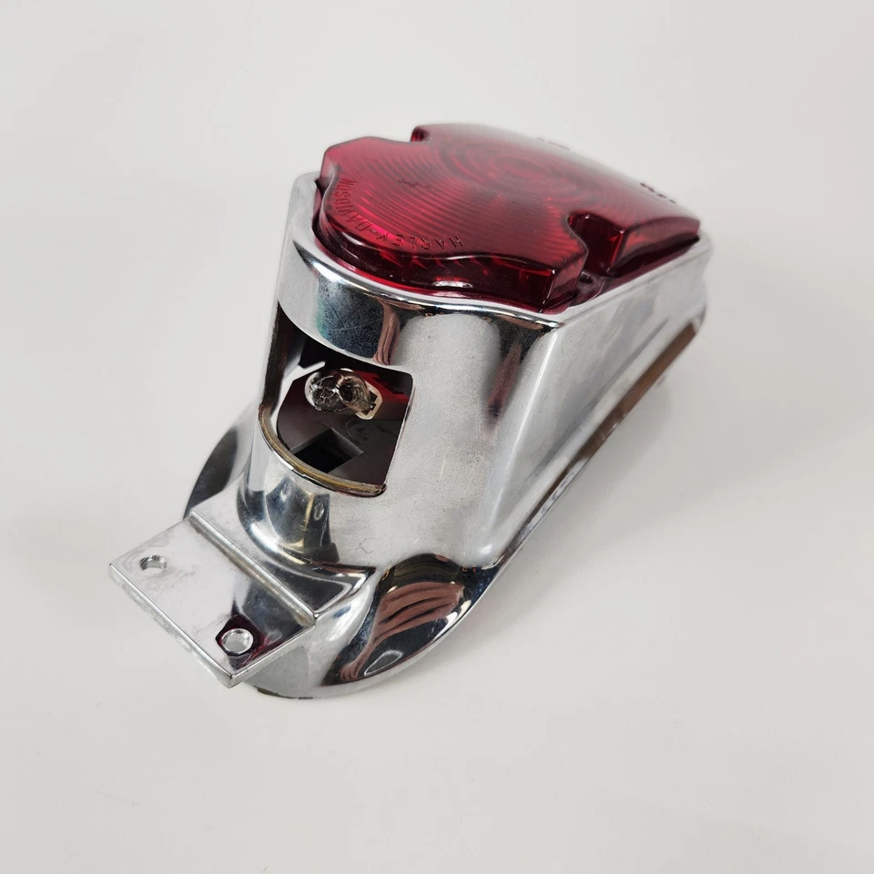 Luz trasera de lápida Harley Davidson de colección deslizante Softail cromada Panhead OEM Foto 3 de 4