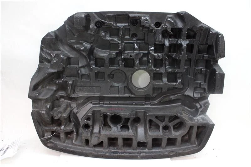 PLASTIC ENGINE COVER Volvo S60 2017 17 31368886 1159892 Foto 2 de 4