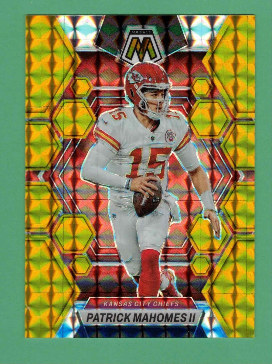 2023 PANINI MOSAIC PATRICK MAHOMES II GOLD PARALLEL 7/10