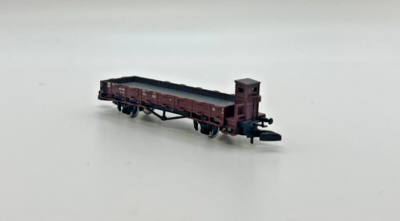 Z Scale Marklin 81860 E-Locomotive and 6 Freight Car set