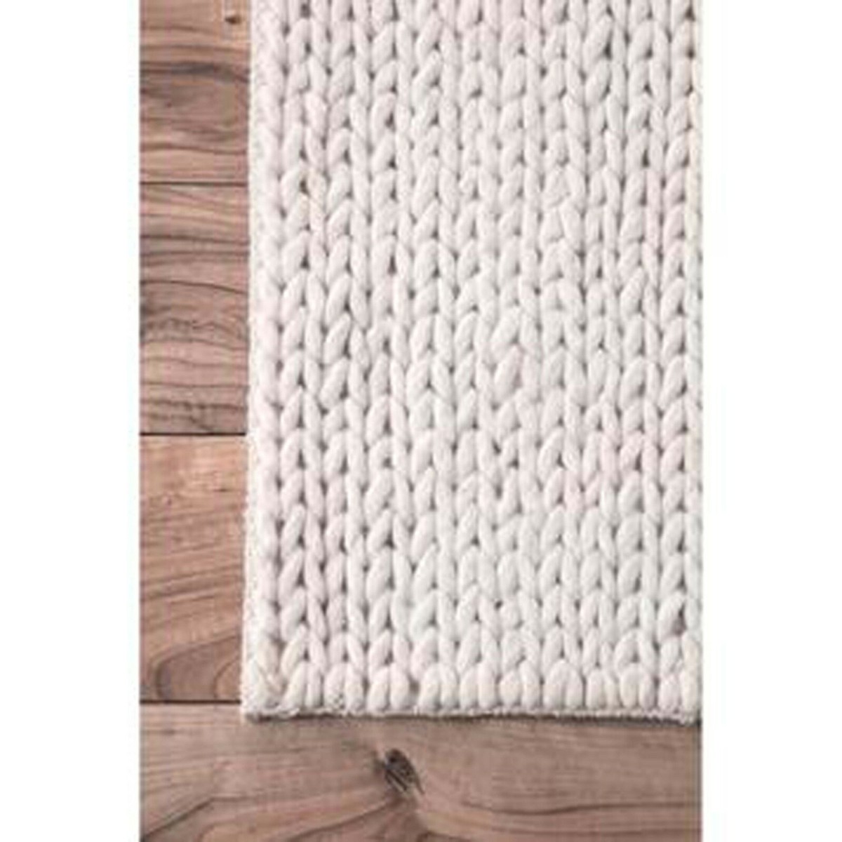 Hand-Knitted Chunky Wool Indoor Area Rug