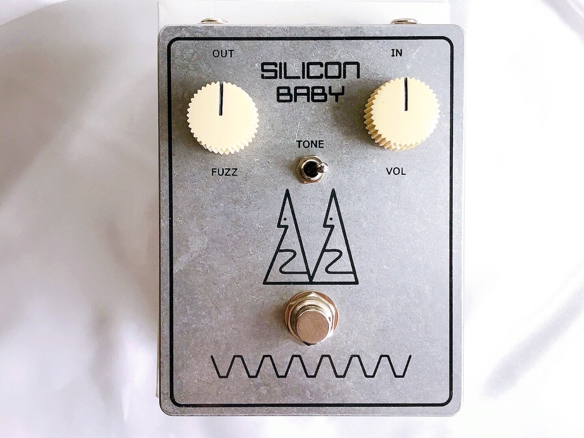 Badkey Baby Fuzz!! ミニサイズのワンノブファズ Badkey Baby Fuzz!! ミニサイズのワンノブファズ ギター