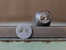 SUPPLY GUY 7mm Southwest Sunray Metal Punch Design Stamp SGCH-455