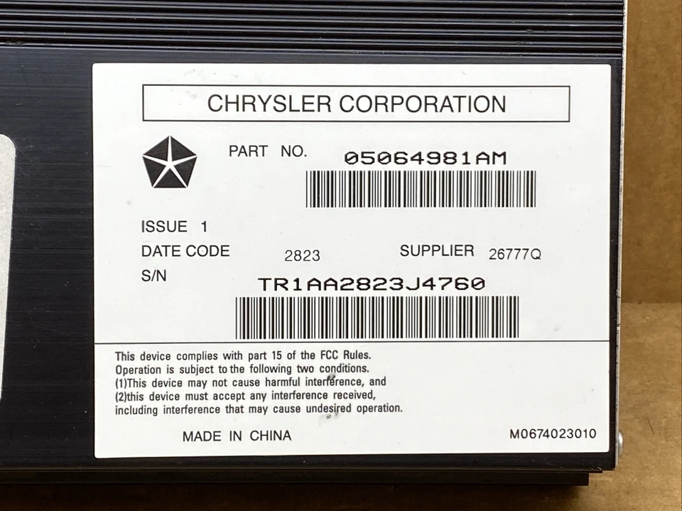 2013-2014 Dodge Charger Chrysler 300 Journey Audio Amplifier 05064981AM OEM - Image 2 of 4