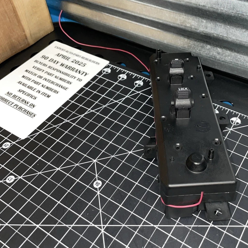 1999 2004 Jeep Grand Cherokee Passenger Switch w/ Remote Antenna 5JM61DX9AB NICE - Image 3 of 4