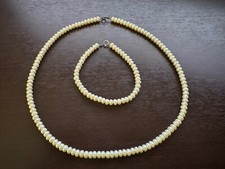 Pearl Bracelet and Necklace Jewelry Set Women's Fashion Accessories