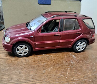 MERCEDES ML 55 Amg Maisto 1/18 EUR 48,70 - FR