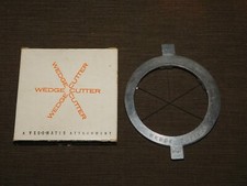 VINTAGE KITCHEN VEG O MATIC WEDGER  ATTACHMENT CUTTER in BOX