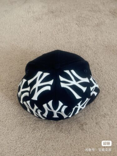 Supreme MLB New Era New York Box Logo Fitted 2024 Cap Size 7 1/4 SOLD OUT - Picture 2 of 4