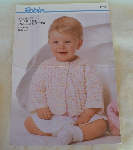 2 Robin Cards #13706 #13707 Bambino Super Soft Double Knitting Baby Sweaters - Picture 3 of 5