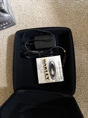 Oakley O ROKR Pro- Bluetooth Sunglasses, Black W/Grey Lens 001