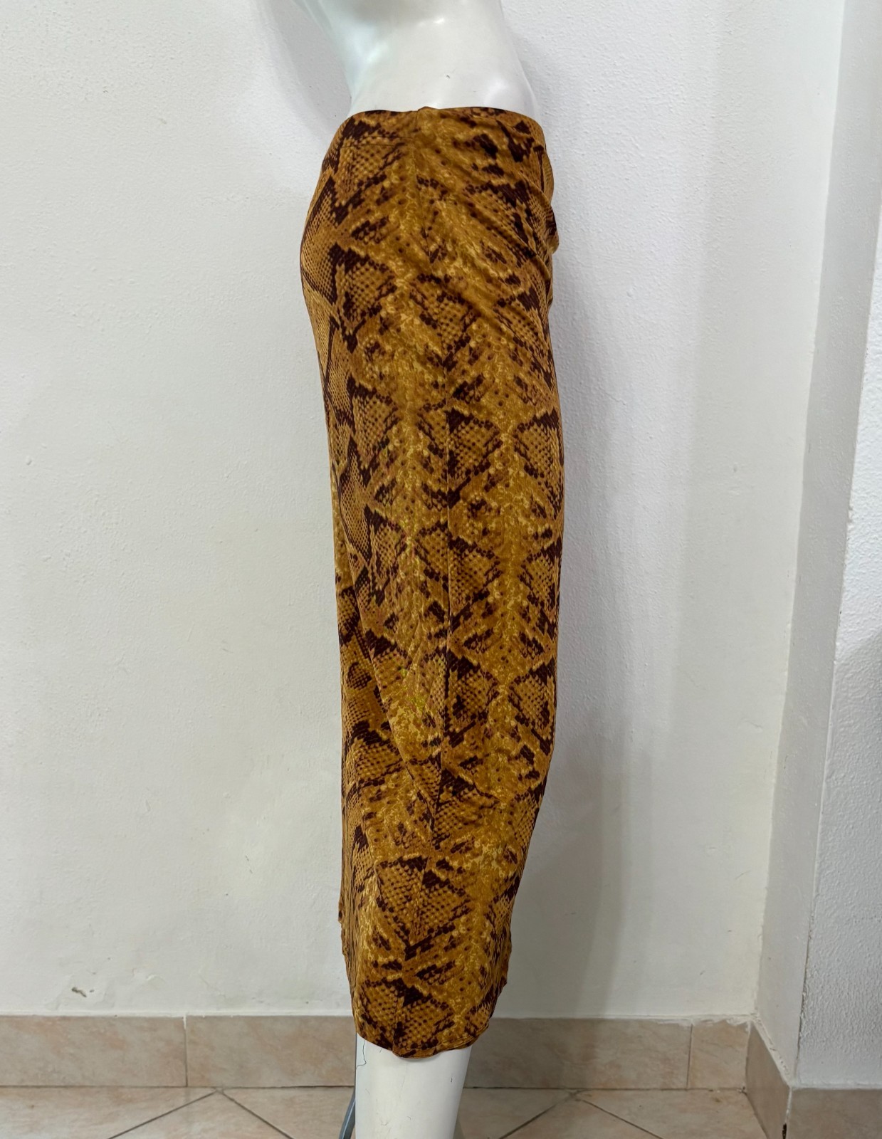 LUISA SPAGNOLI beige hazelnut python pattern skir… - image 9