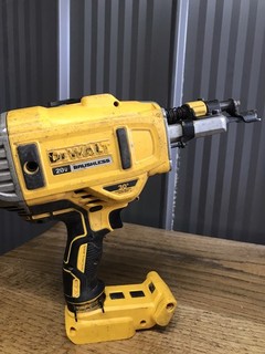 CHIODATRICE TELAIO 20V DEWALT DCN692 SOLO PER RICAMBI O RIPARAZIONE LOTTO 23