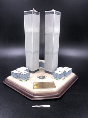 Danbury Mint 9/11 World Trade Center Twin Towers Commemorative Model Statue WTC