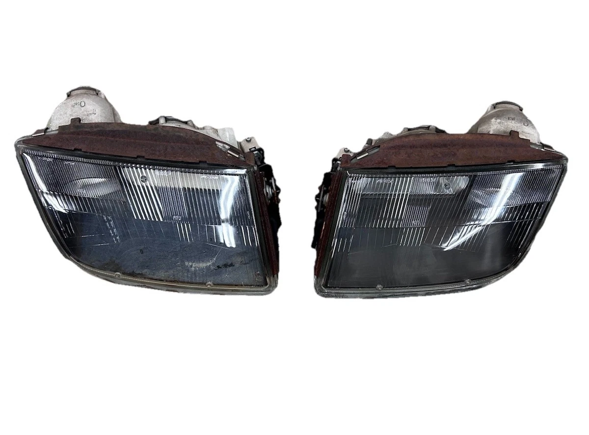 hirobo900さま専用 90 - 96 Nissan 300ZX Headlight Assembly RH Passenger Side OEM