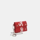 Portefeuille et porte clés Supreme x Louis Vuitton en rouge