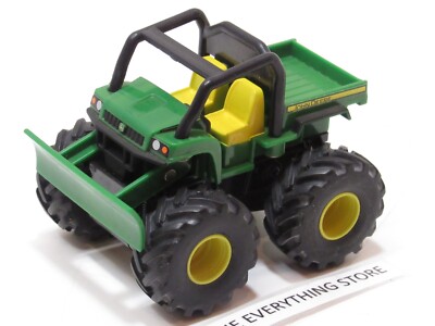 ERTL JOHN DEERE GATOR PULL BACK POWERED WITH MOVING PUSH BLADE USED FREE SHIP