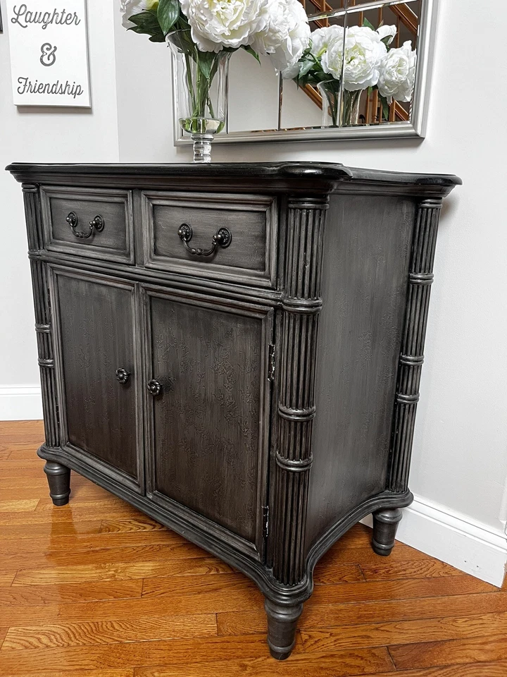 Accent Cabinet - Image 2 of 4