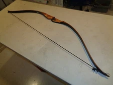 Vintage INDIAN ARCHERY COCHISE 273-60" Glasspowered Recurve Bow E537 L60W35, USA