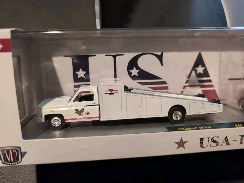 M2 USA-1 Bruce Larson 1973 Chevrolet C30 Hauler/1969 Camaro Funny Car S44 25-19 - Image 2 of 4