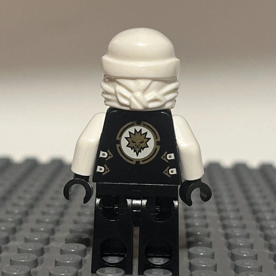 LEGO Ninjago Minifigure - Zane Final Battle - NJO0076 - 1G - Image 3 of 4