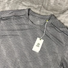 Tasc Recess Shirt Men’s M Tech Tee Spectrum Short Sleeve Training Gray Heather