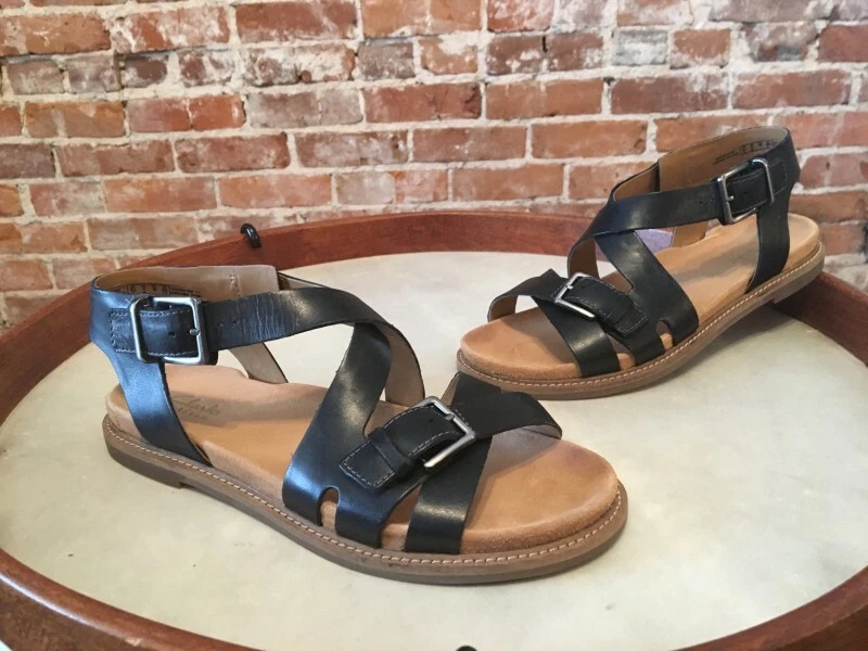 Clarks Artisan Leather Corsio Bambi Cross Strap Sandals 7 eBay