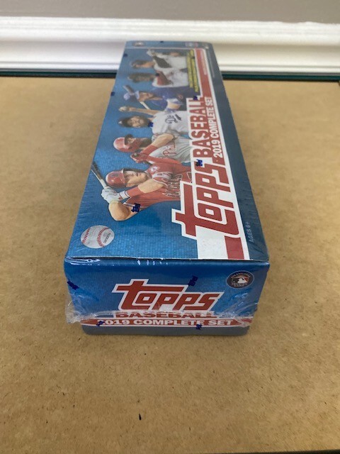 その他 topps baseball 2019 complete set Amazon.com: 2019 Topps Baseball Card Update Complete Set 300 Cards