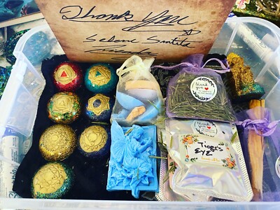 Natural 7 Chakra Healing Crystal With Soap, Bracelet + Bag Gift Box All Handmade