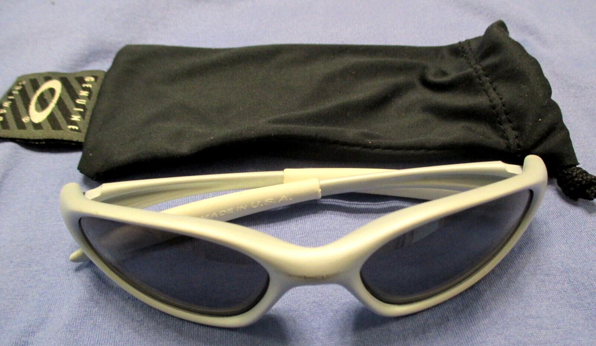 Oakley Minute オークリー　ミニッツ Oakley Minute オークリー ミニッツ - メルカリ