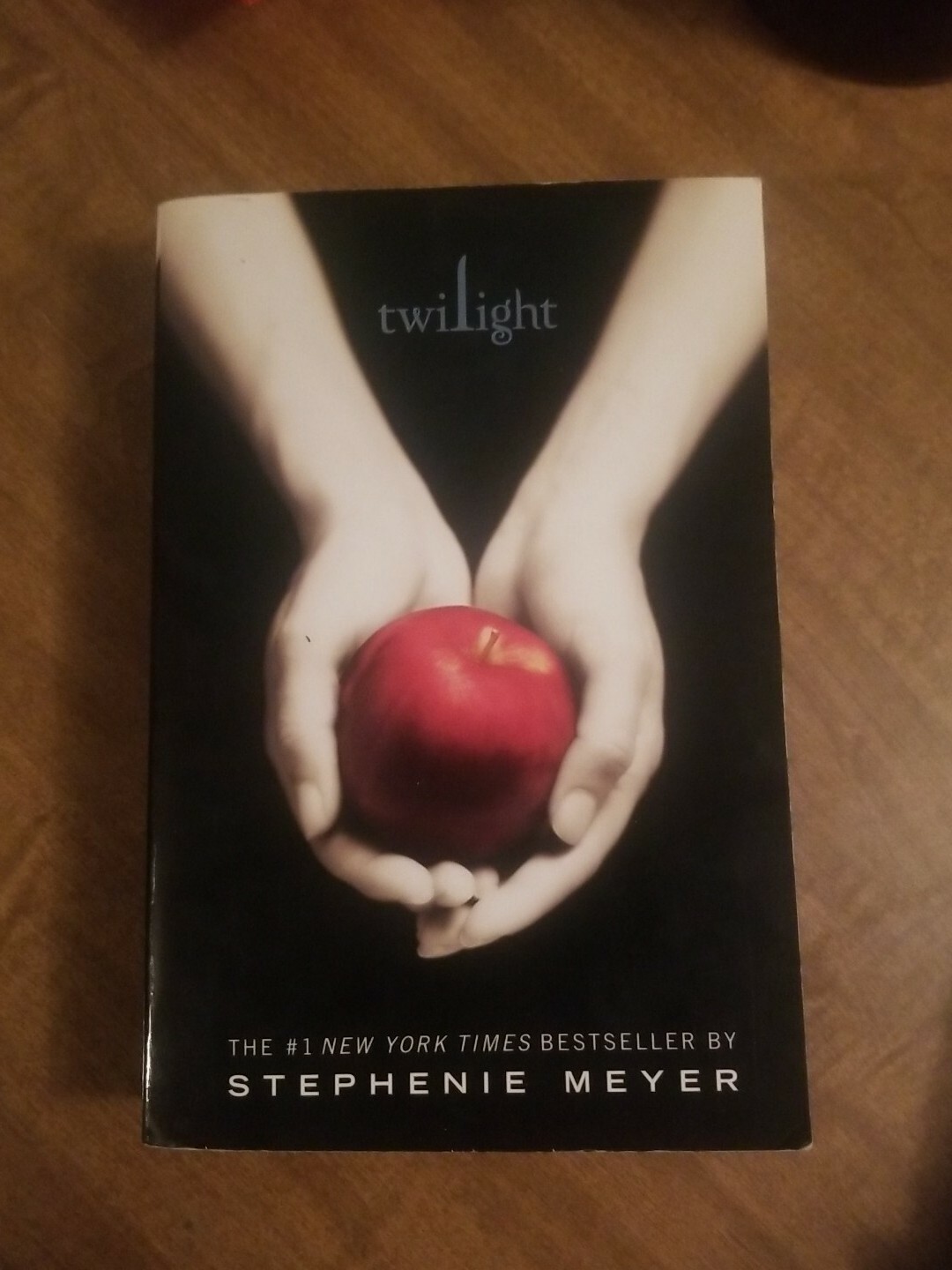 Twilight By Stephenie Meyer Paperback