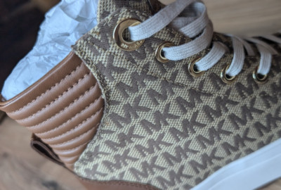 RARE NEU Michael Kors Keegan High Top Schuhe hohe Damen Sneaker Ikone Größe 40