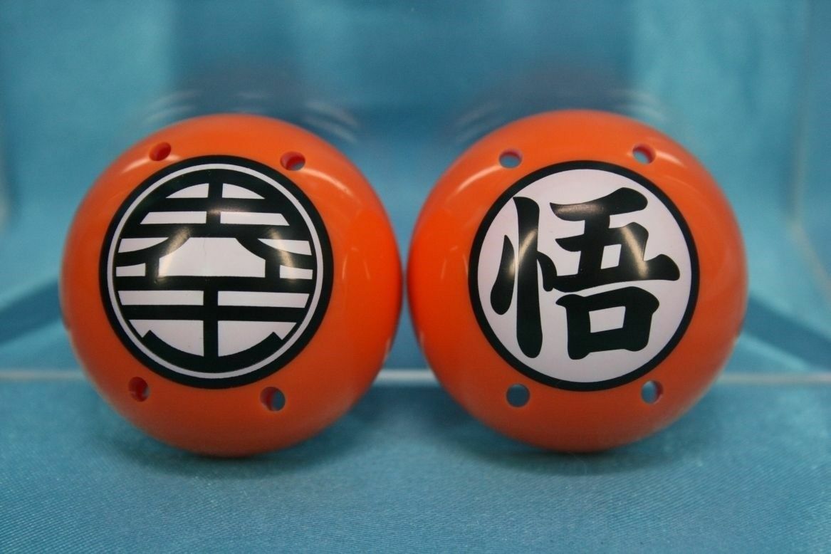 Bandai Dragonball Z DB2 Capsules Goods P2 Magnet King Kai n Goku
