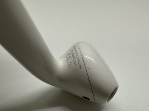 Genuine Original Apple AirPods 2nd Gen. Replacement Left AirPod Ear Only - A2031 - Zdjęcie 7 z 7