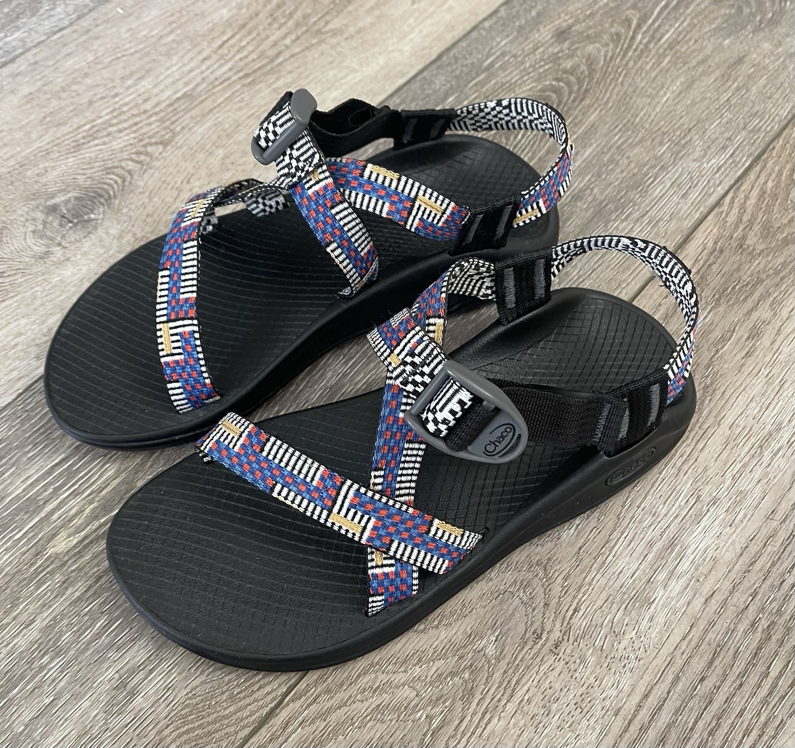 EUC Chaco Multi Patterned Adjustable Hiking Outdo… - image 3