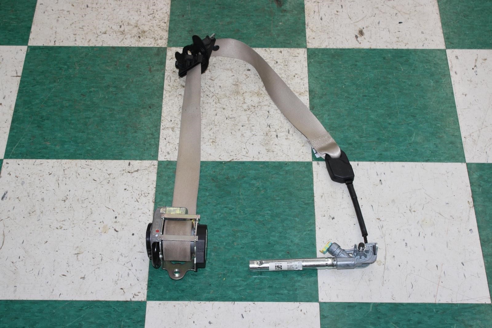 Maserati Ghibli 2014-2022 Front Left Seat belt Tan